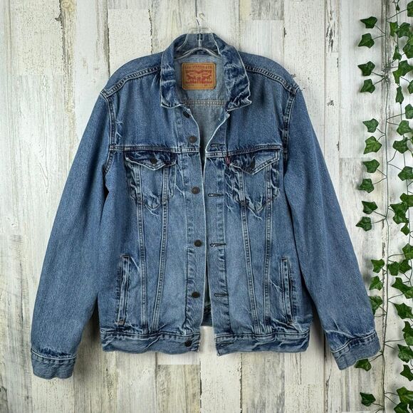 Vintage Levis Strauss Mens Size L Denim Trucker Jacket 72334-medium wash Blue
